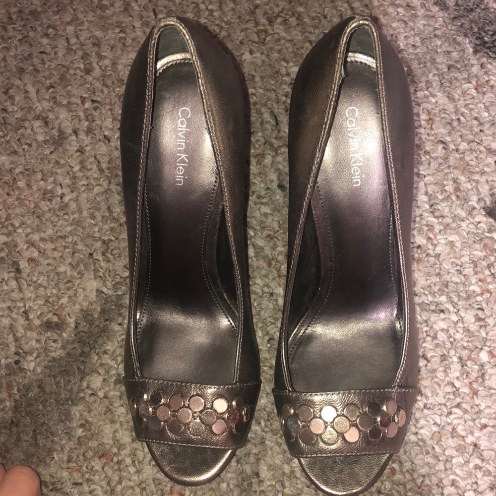 Women’s heels peep toe